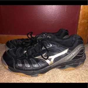 Mizuno Athletic Shoes